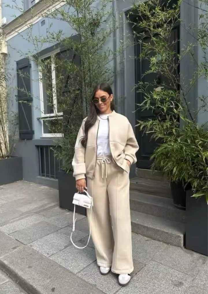LIA - a comfortable set for all seasons